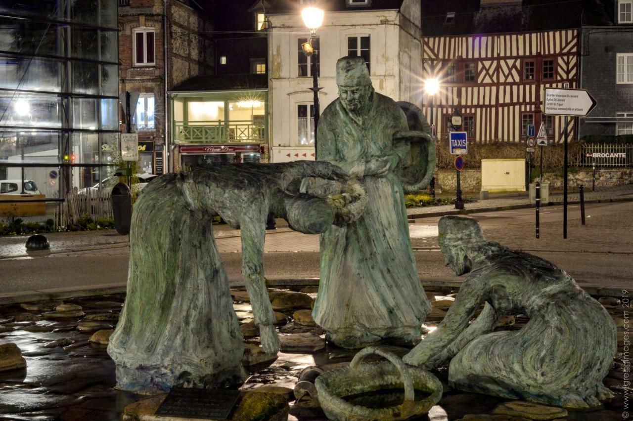 La Maison De Pierre Et Valerie St Leonard Honfleur Buitenkant foto